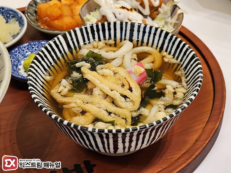 상암 핵밥, 혼밥하기 좋은 가정식 덮밥 맛집 후기 - 익스트림 매뉴얼