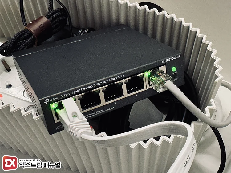 Connecting a Philips Hue Bridge with PoE Power over Ethernet Without an Adapter 3 Connecting a Philips Hue Bridge with PoE Power over Ethernet Without an Adapter 3 - 필립스 휴 브릿지를 전원 어댑터 없이 PoE로 연결해 보자